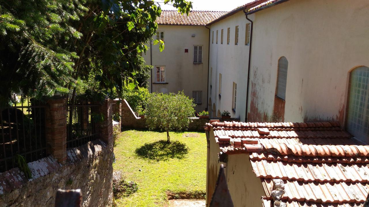 Hotel Casa Diocesana Di Лукка Екстер'єр фото