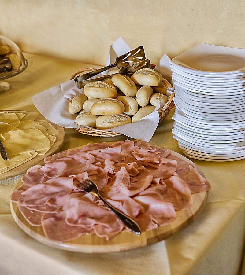 Hotel Casa Diocesana Di Лукка Екстер'єр фото