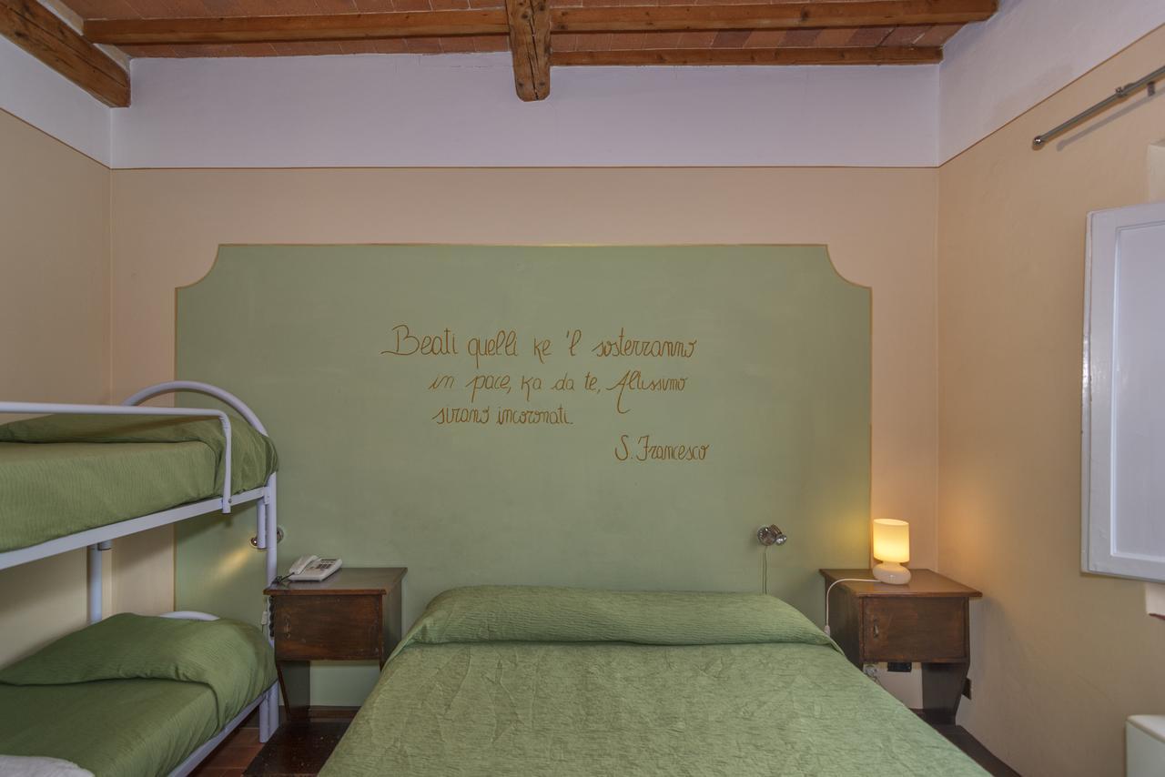 Hotel Casa Diocesana Di Лукка Екстер'єр фото