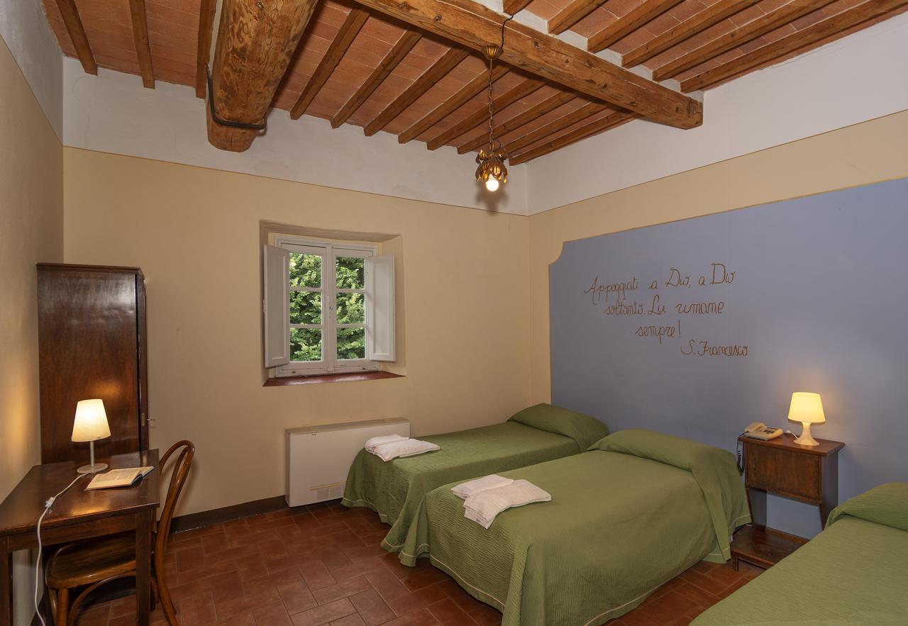 Hotel Casa Diocesana Di Лукка Екстер'єр фото